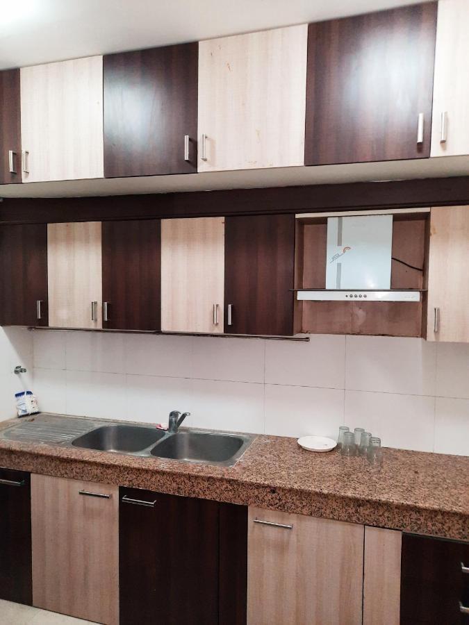 Appartement Royale Gardenia à Chennai Extérieur photo