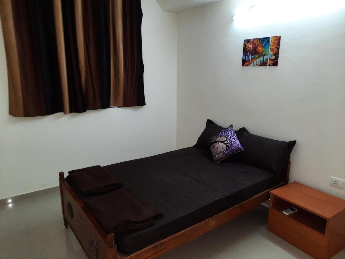 Appartement Royale Gardenia à Chennai Extérieur photo